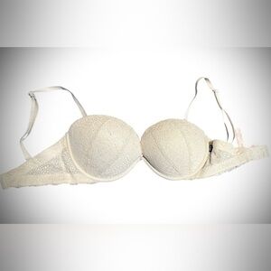 PINK Victoria's Secret Lace Trim Bra - Light Cream and Pink